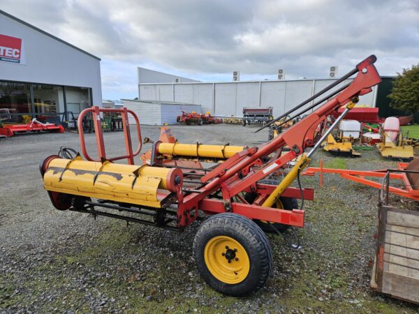 Duncan Trailed Sidewinder Bale Feeder - Image 3