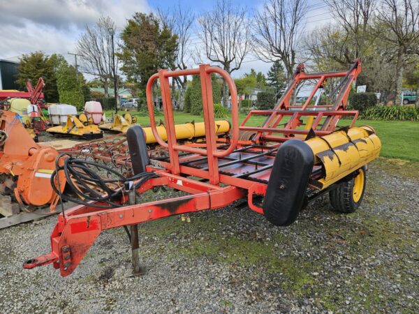 Duncan Trailed Sidewinder Bale Feeder - Image 4