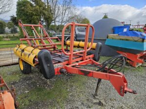 bale feeder