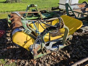 bale feeder